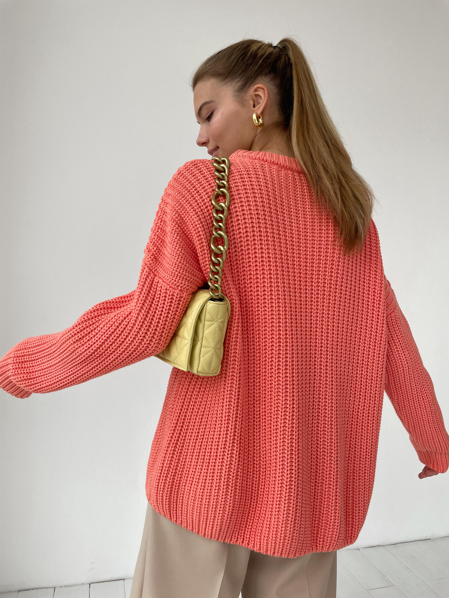 Title 4, Maglione oversize sciolto color caramello