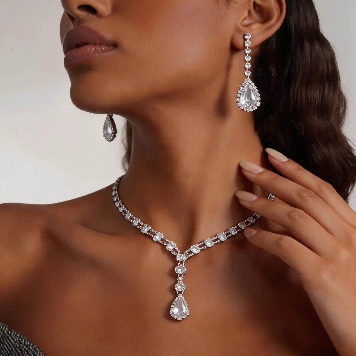 Luxury Teardrop Cubic Zirconia Necklace And Earring