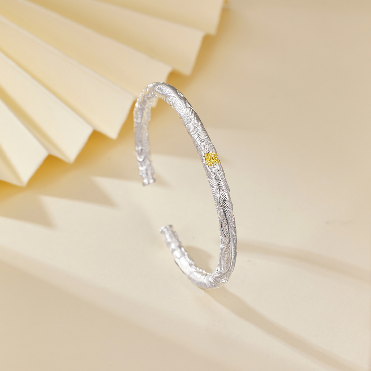 1pcs 925 Sterling Silver Feather Engraved Two-Tone Open Cuff Bangle, Elegant Chinese Style, For Daily & Dating Wear