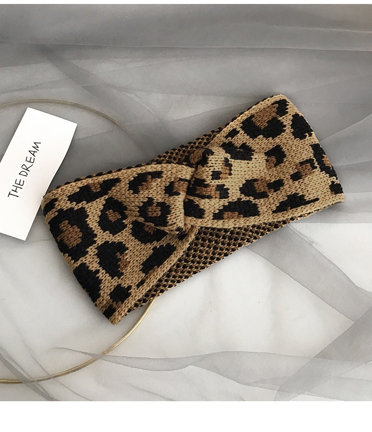 Leopard Cross