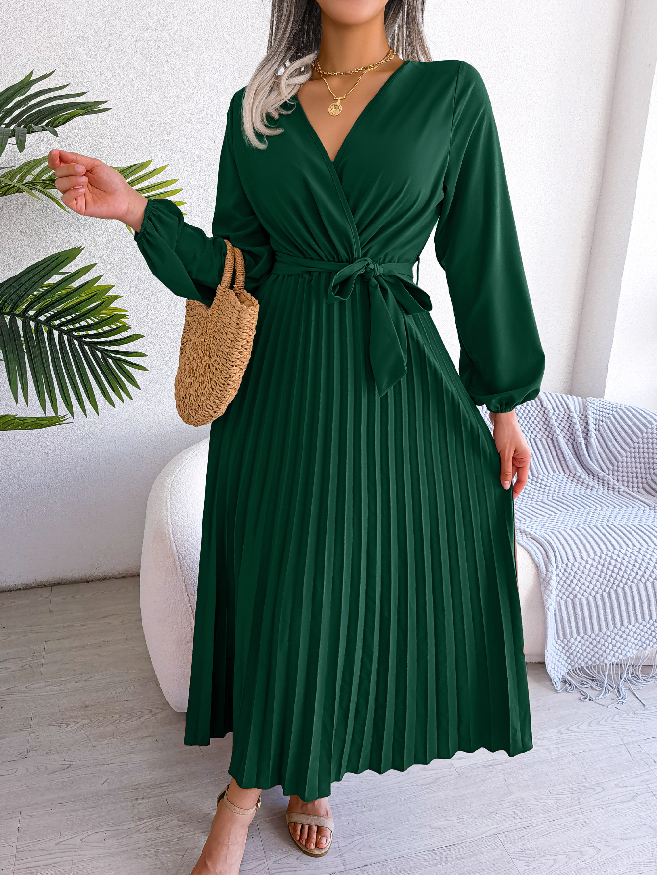 Buy Women's Clothing Online | Buy Trending Dresses for Women