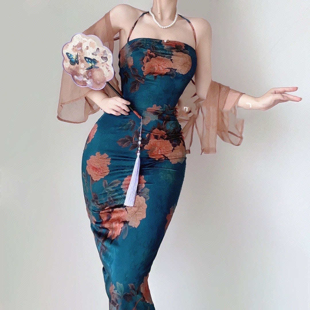 طقم كارديغان وتنورة بتصميم المؤخرة المطبوع