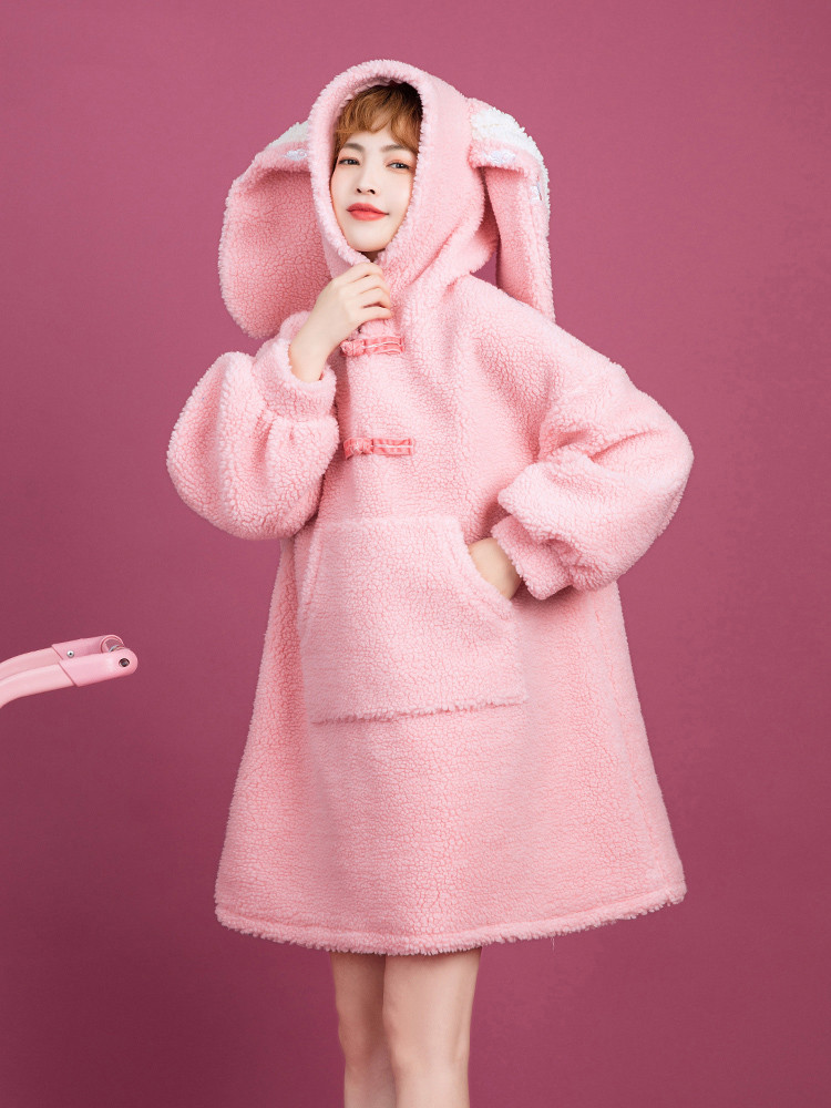 Title 3, Embroidered rabbit ears hooded lamb fur coat