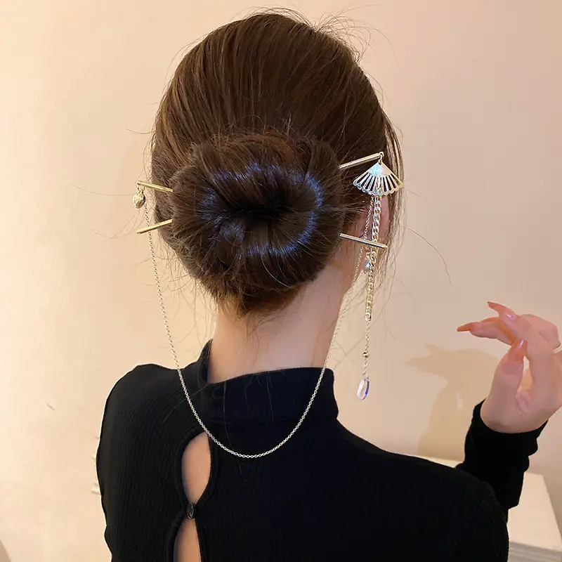 Colorful Light Water Drop Love Fan Chain Tassel