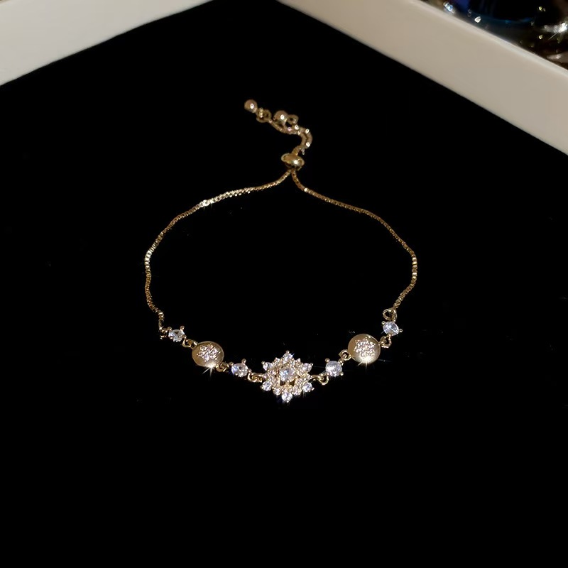 European American Zircon Heart Bracelet For Women Luxury Bangle Wedding Party Fashion Jewelry
