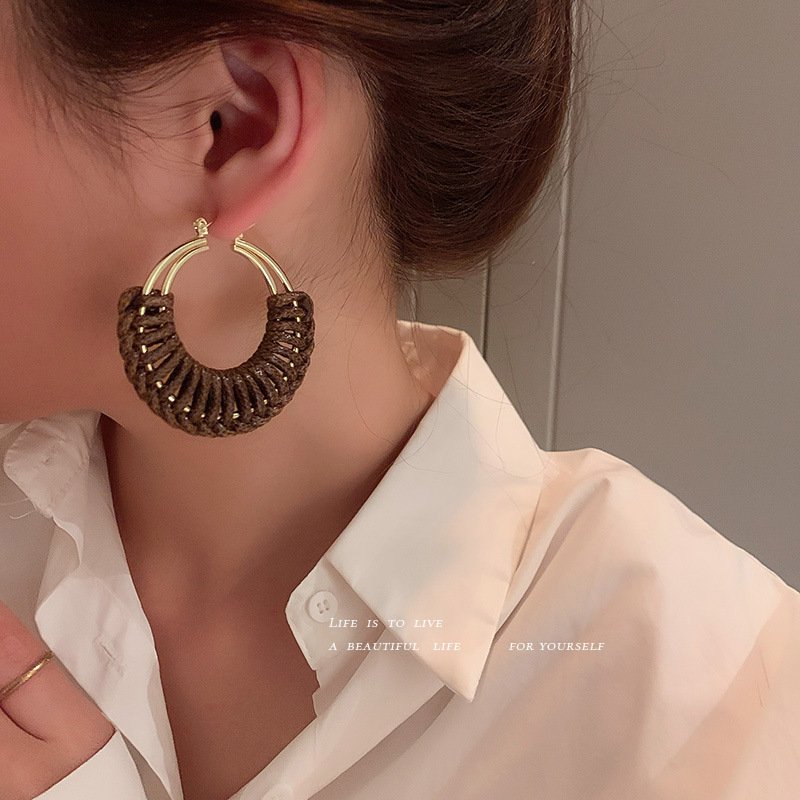 Personalized Wax Wire Braided Temperament Net Celebrity Cold Wind Earrings