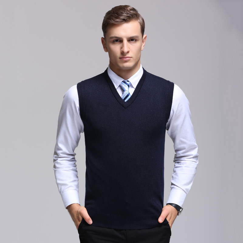 Fashion Casual Solid Color V-neck Men's Bottoming Shirt