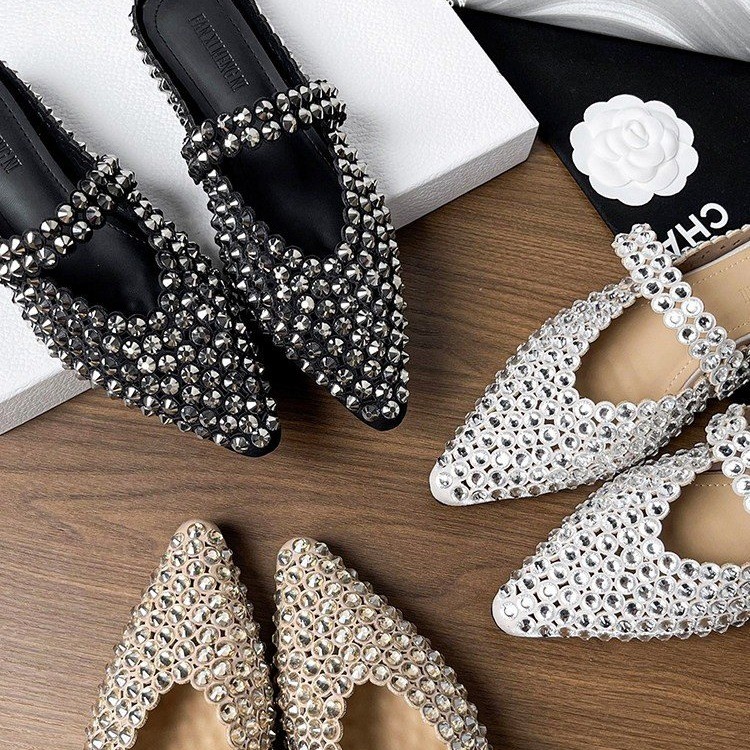 Luxury Rhinestone One-Strap Closed Toe Mule Slides, Women Flat Hidden Wedge Sandals, New Summer 2025