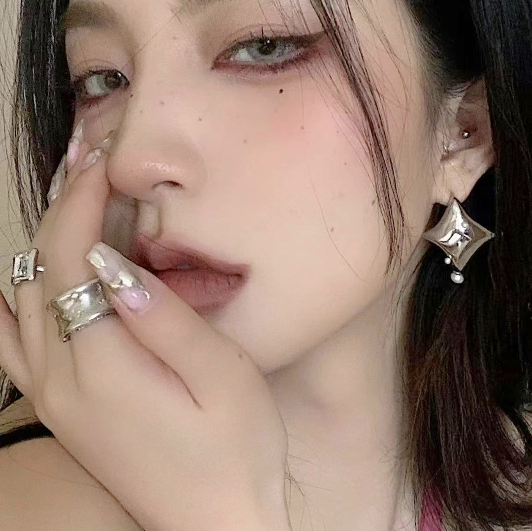 Cold Wind Starlight Metal Ear Bone Clip
