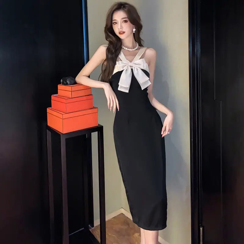 Fashionable Bow Neck Strap Dress