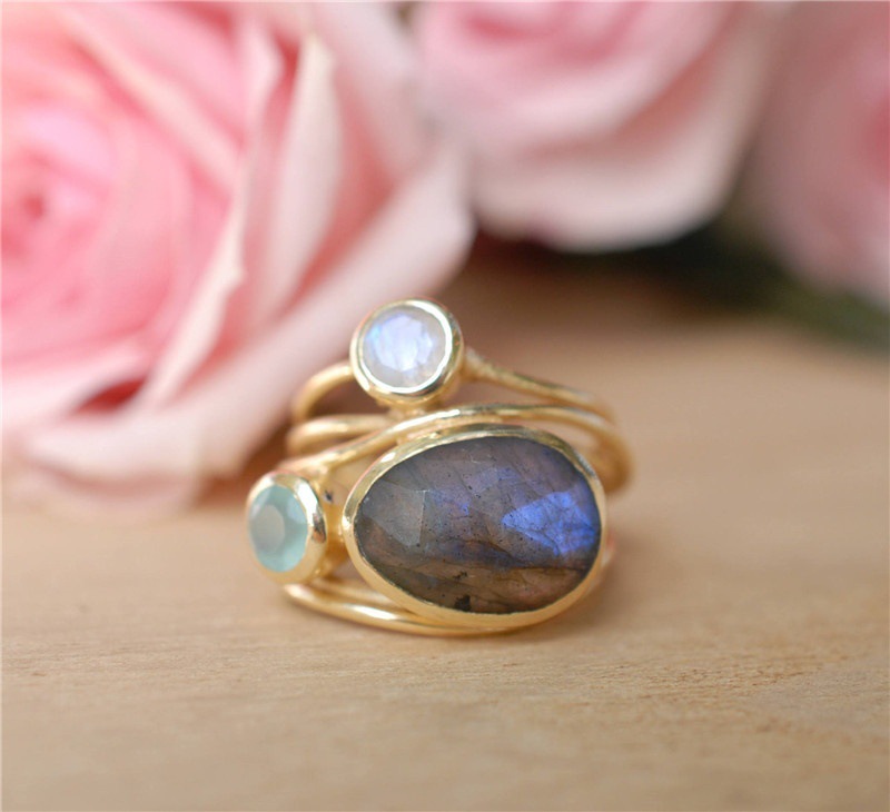 24k Yellow Gold Plated And Inlaid Colorful Moonstone Shell Ring