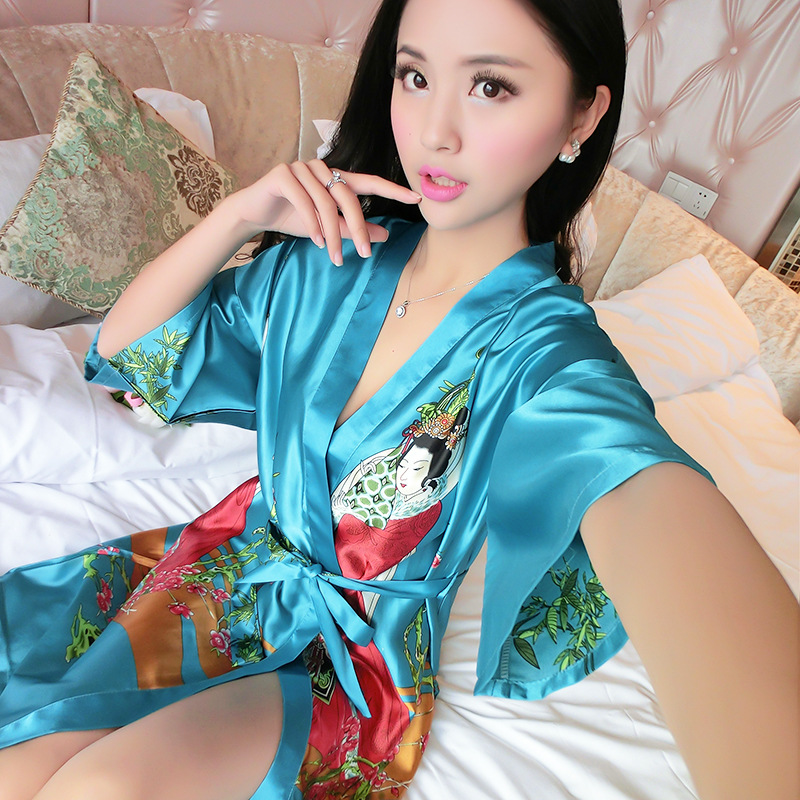 Title 5, Ladies Silk Pajamas Classical Short Sleeve Bath...