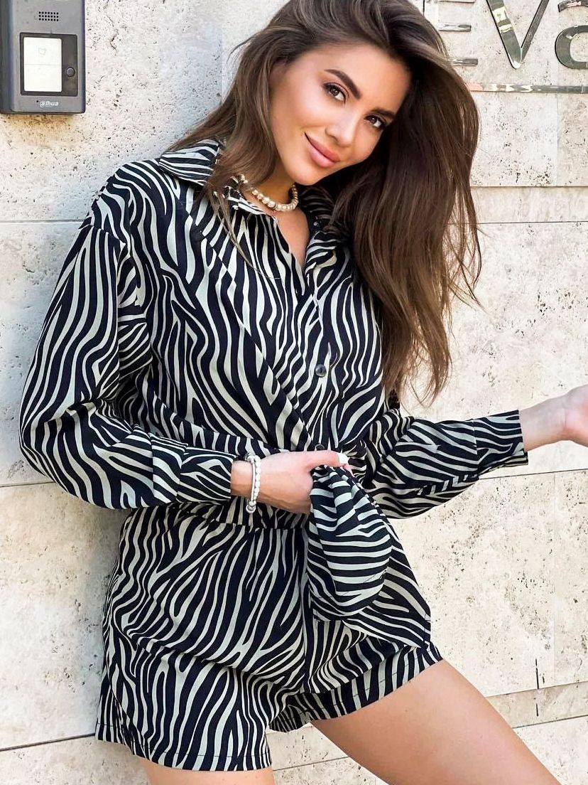 Women's Fashion Casual Zebra Striped Printed Long Sleeves Shirt High Waist Shorts Two-piece Set