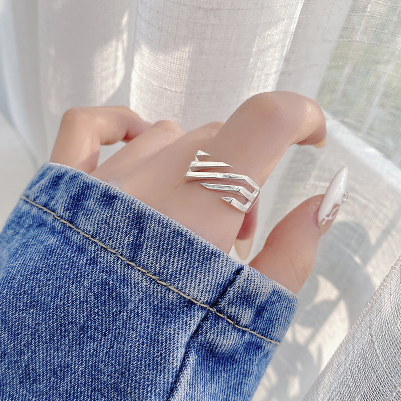 Title 5, S925 Sterling Silver Ladder Ring