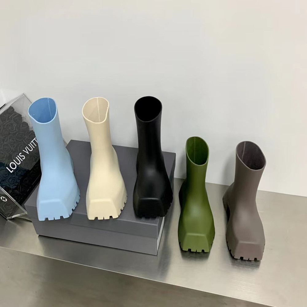 Rain Boots Men's And Women's Square Toe Mid Thick Sole