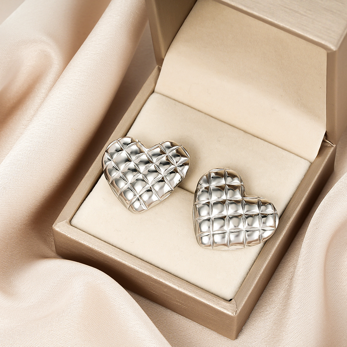 Style 52-1 Pair preview