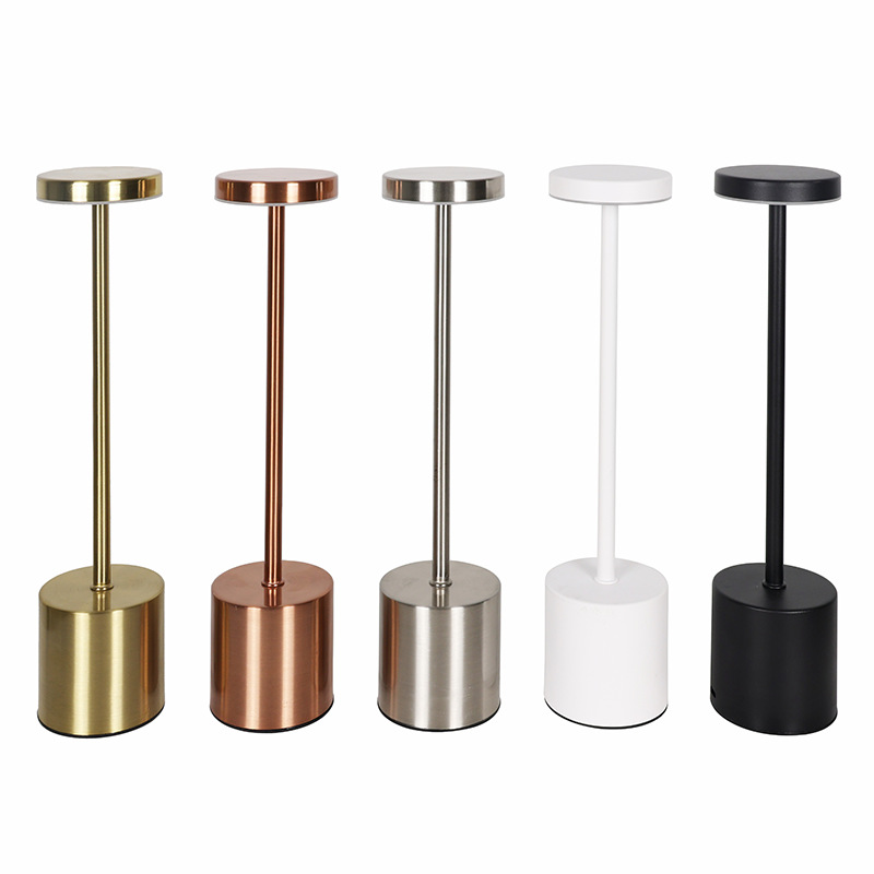 Modern Minimalist Table Lamp, High-end Bedroom Bedside Lamp, LED Iron I-shaped Lamp, Ambient Night Light For Bars And Restaurants.