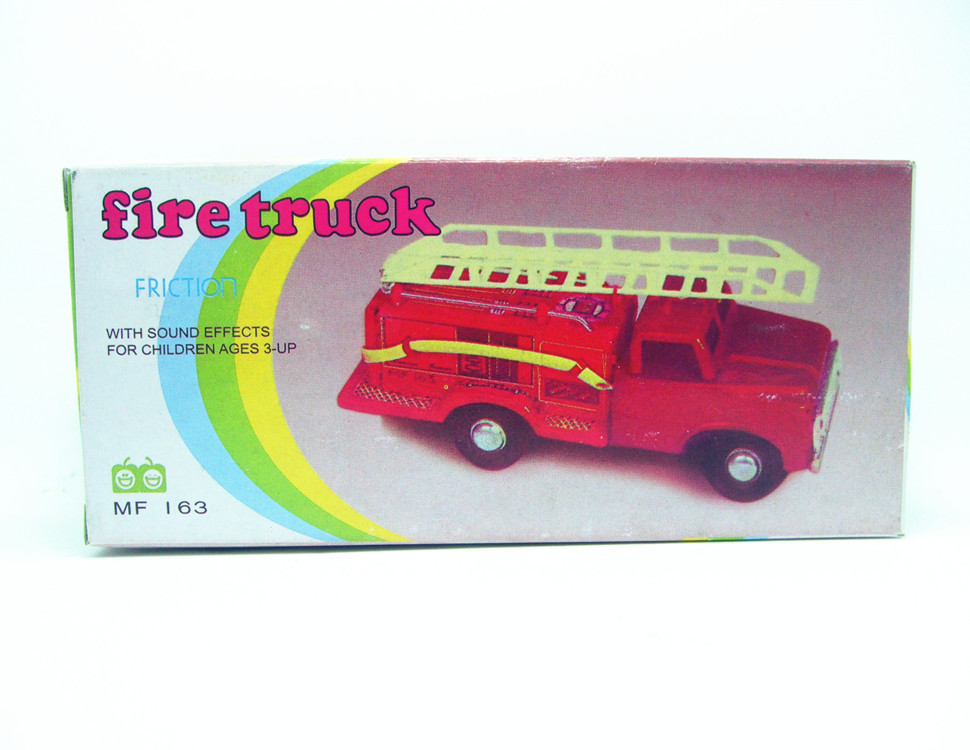 575c48f8 be2f 4438 a40e c2265ce40614 - Cartoon Mini Metal Car Nostalgic Toy