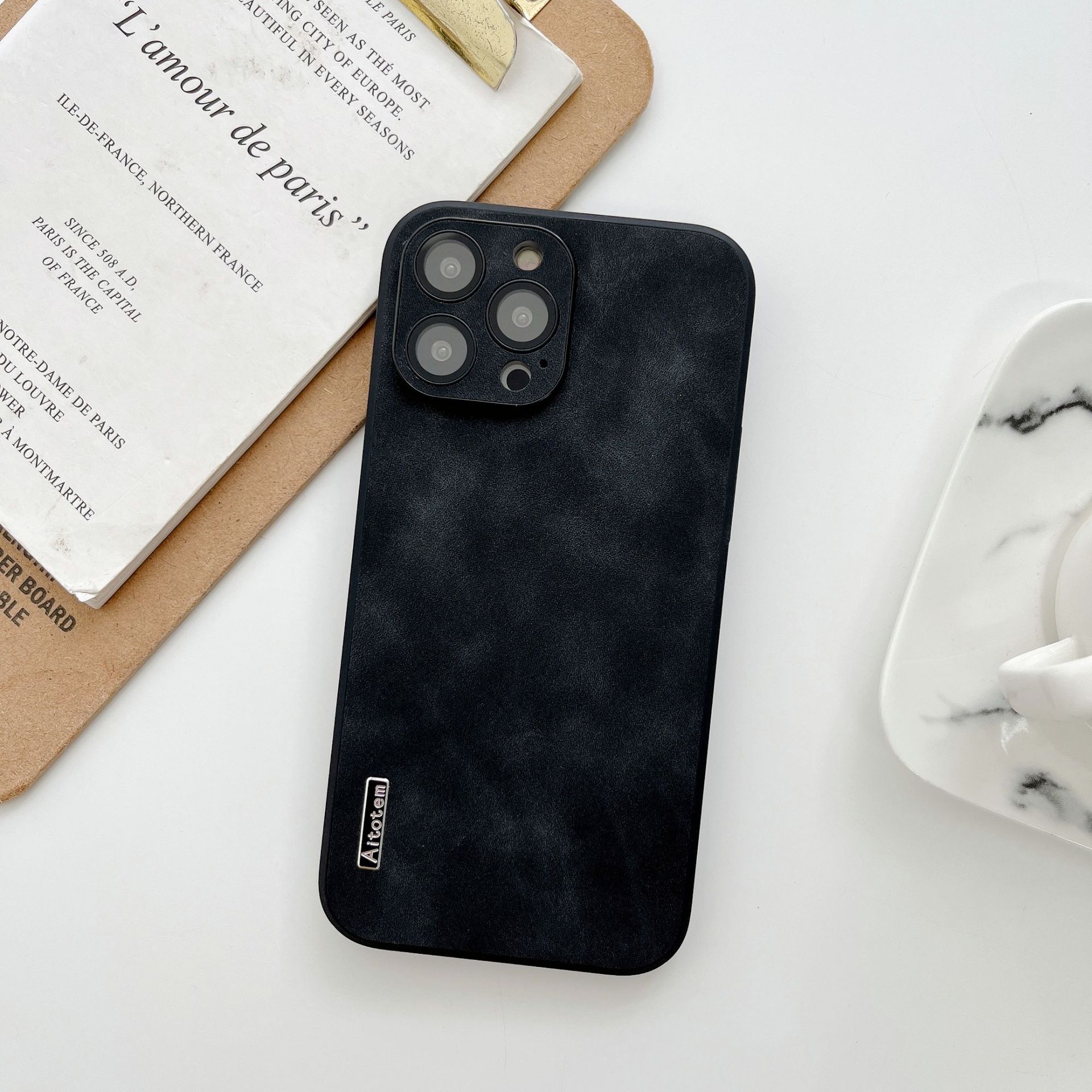 Sheepskin Glass Phone Case - Image 3