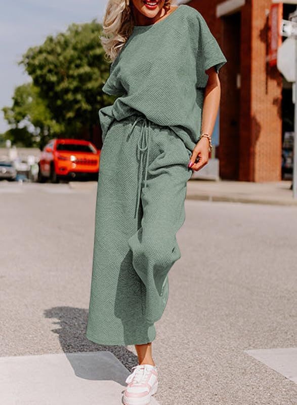 Solid Color Texture Casual Fashion Women's Wear Short sleeved Trousers Two piece Set Light Green - Shop at LoveMi
