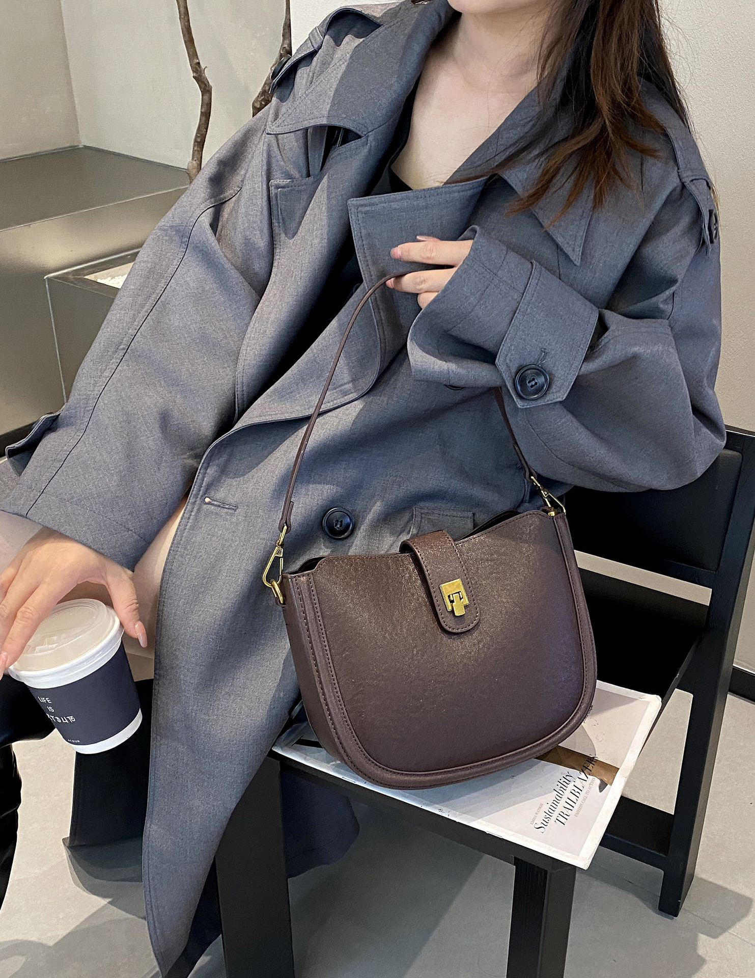 Sac de selle de luxe léger et minimaliste, sac à main en cuir véritable – Image 3