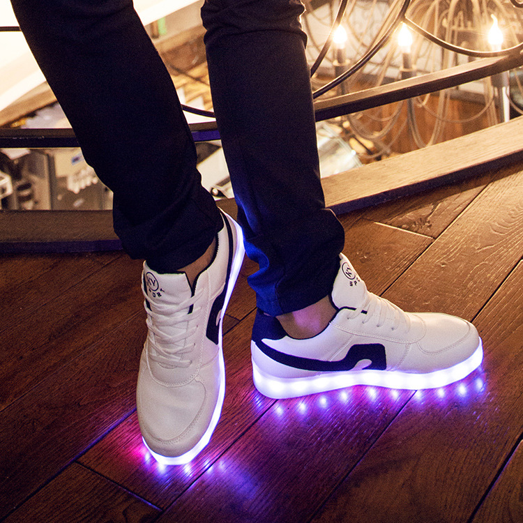  New Men's And Women's Colorful Flashing Shoes