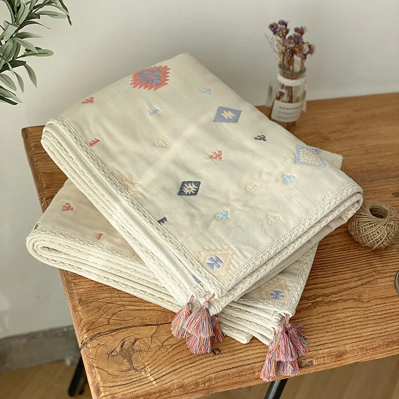 Original Yarn Six-layer Bohemian Cross Towel Quilt - Magic Indian