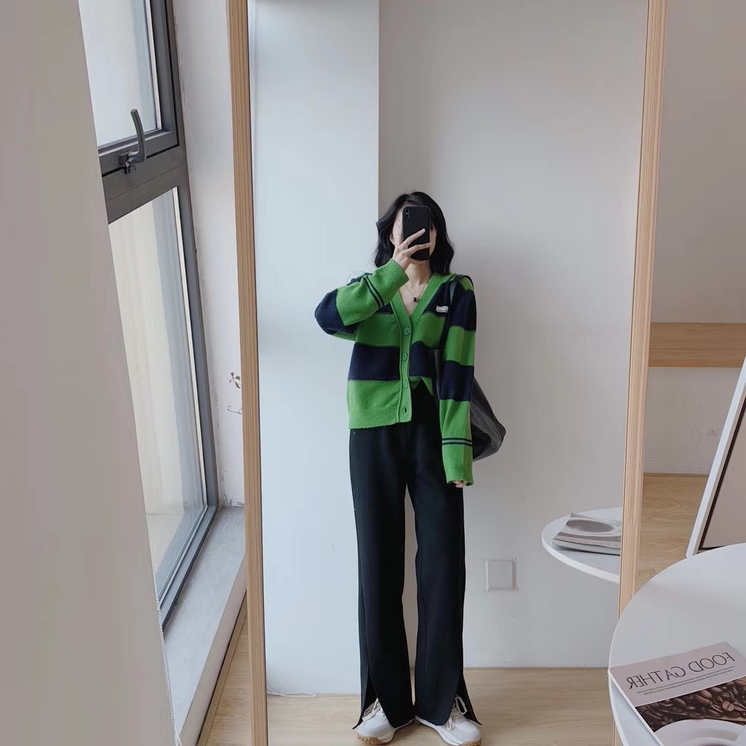 Korean Style Wide Stripe Color Matching V-neck Sweater Top Women