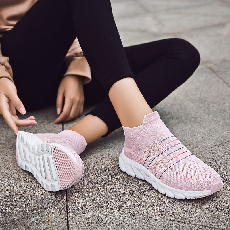 Женская обувь Feizhi, мягкая подошва, легкие и удобные носки.