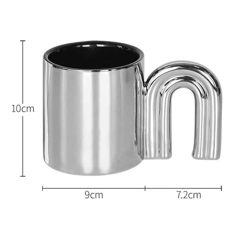 Arch handle cup silver