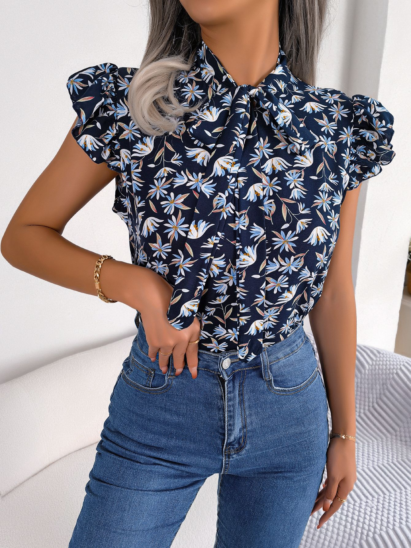 Women's Casual Floral Print Ruffle Trim Tie Bow Chiffon Blouse thumbnail 4