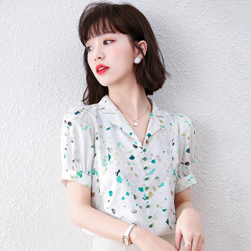 Title 5, Design Sense Niche Top Short-sleeved Floral Chi...