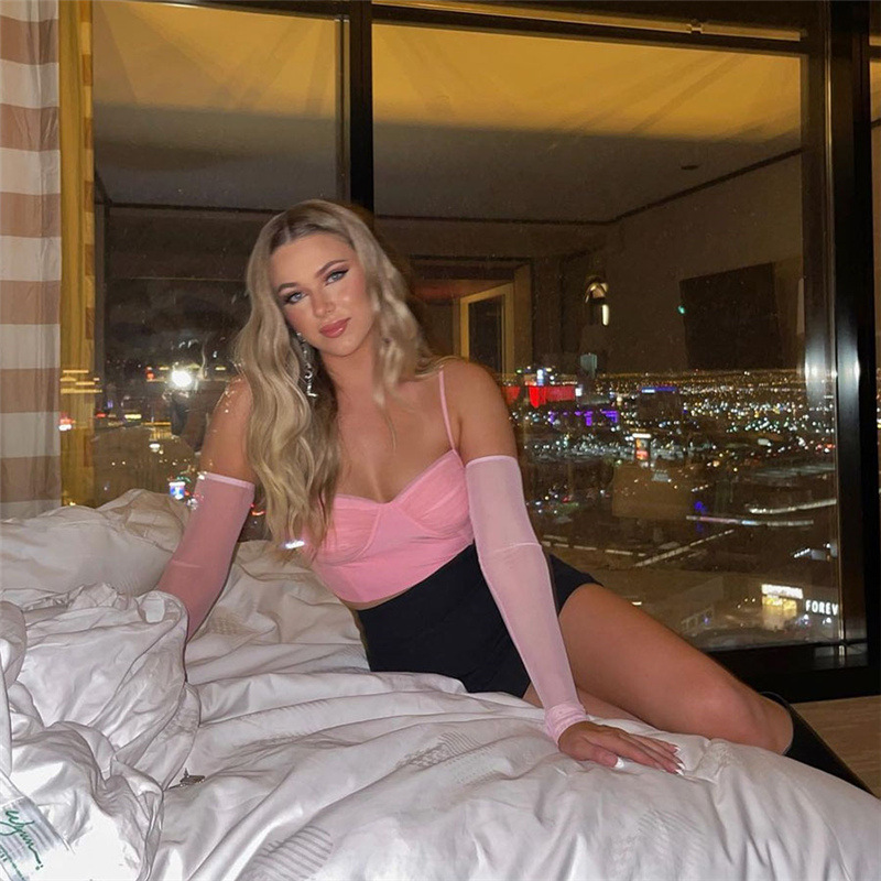 Women's Fashion Halter V-neck Plunging Umbilical Cord Slimming T-shirt Inside