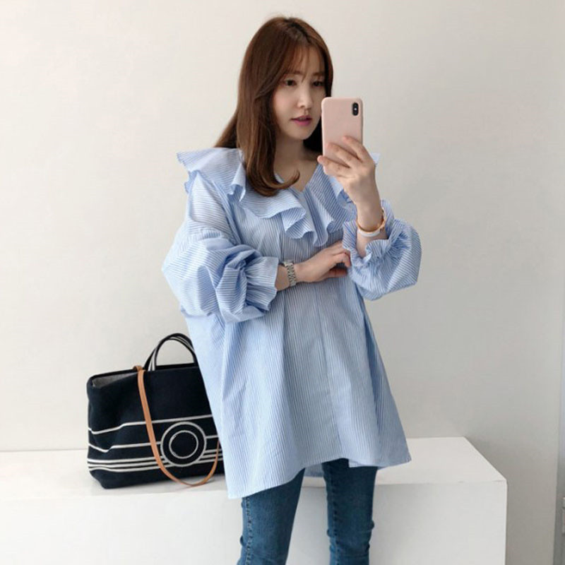 Title 4, Loose And Thin V-neck Shirt With Ruffled Pullover