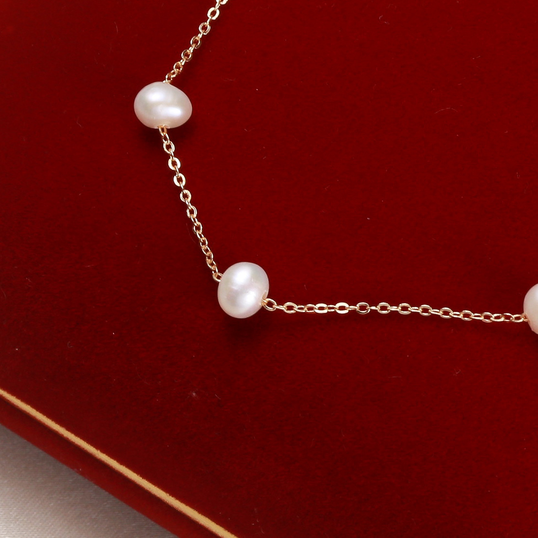 Girls Fashion Freshwater Pearl White Bracelet Ornament