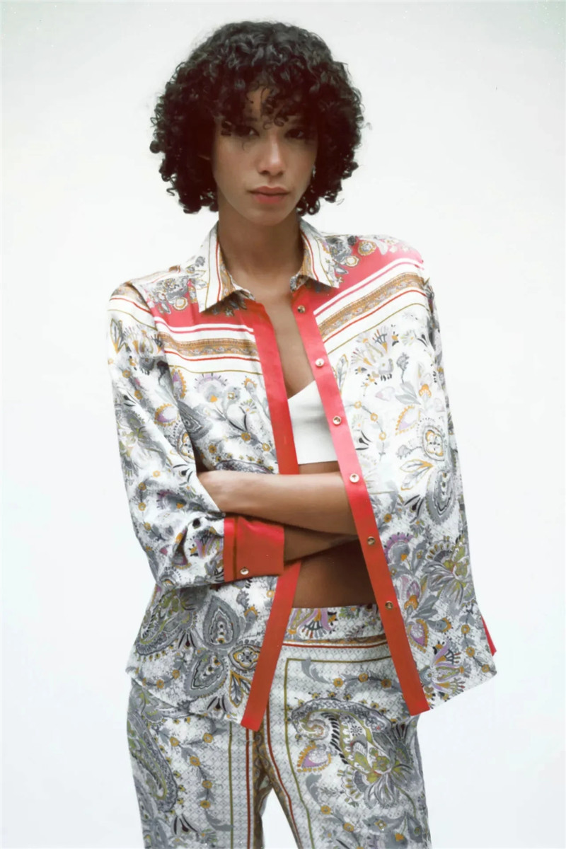 Loose And Slim Long Sleeves With Lapel Printed Lining