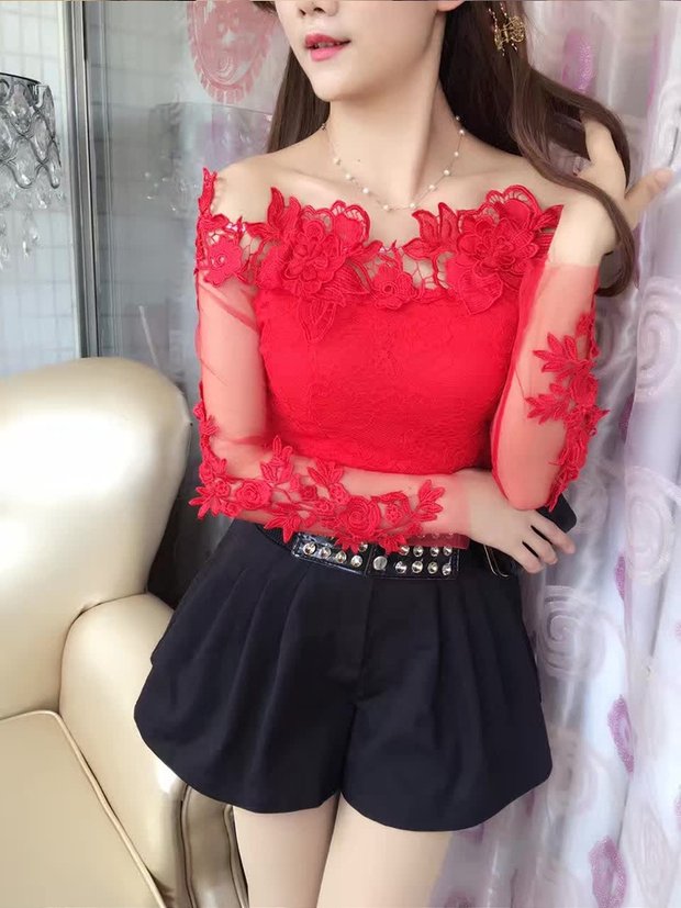 HEAVY INDUSTRY EMBROIDERY 3D FLORAL SLIM SHORT TOP Red - Shop at LoveMi