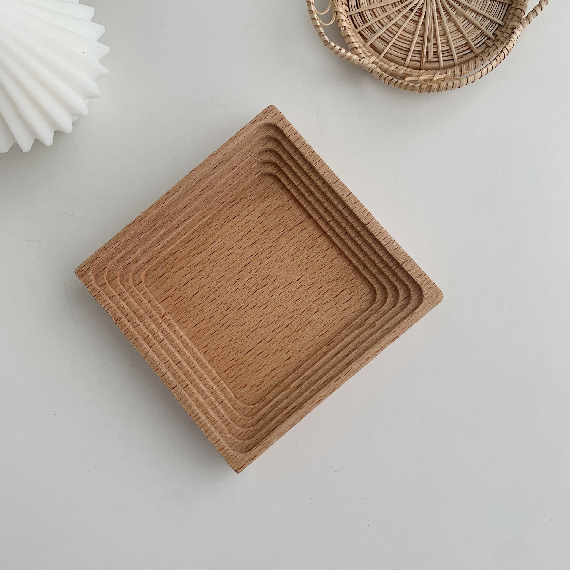 Title 3, Nordic Style Beech Wood Cutting Board Decoration