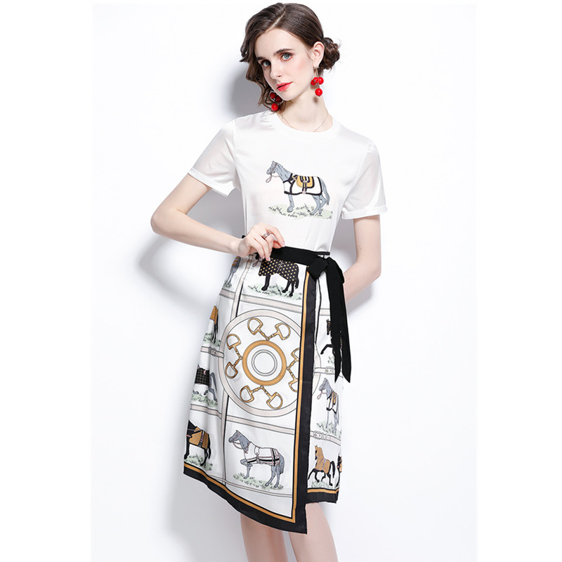 Printed Short Sleeved T-shirt Irregular Hip Wrap Skirt