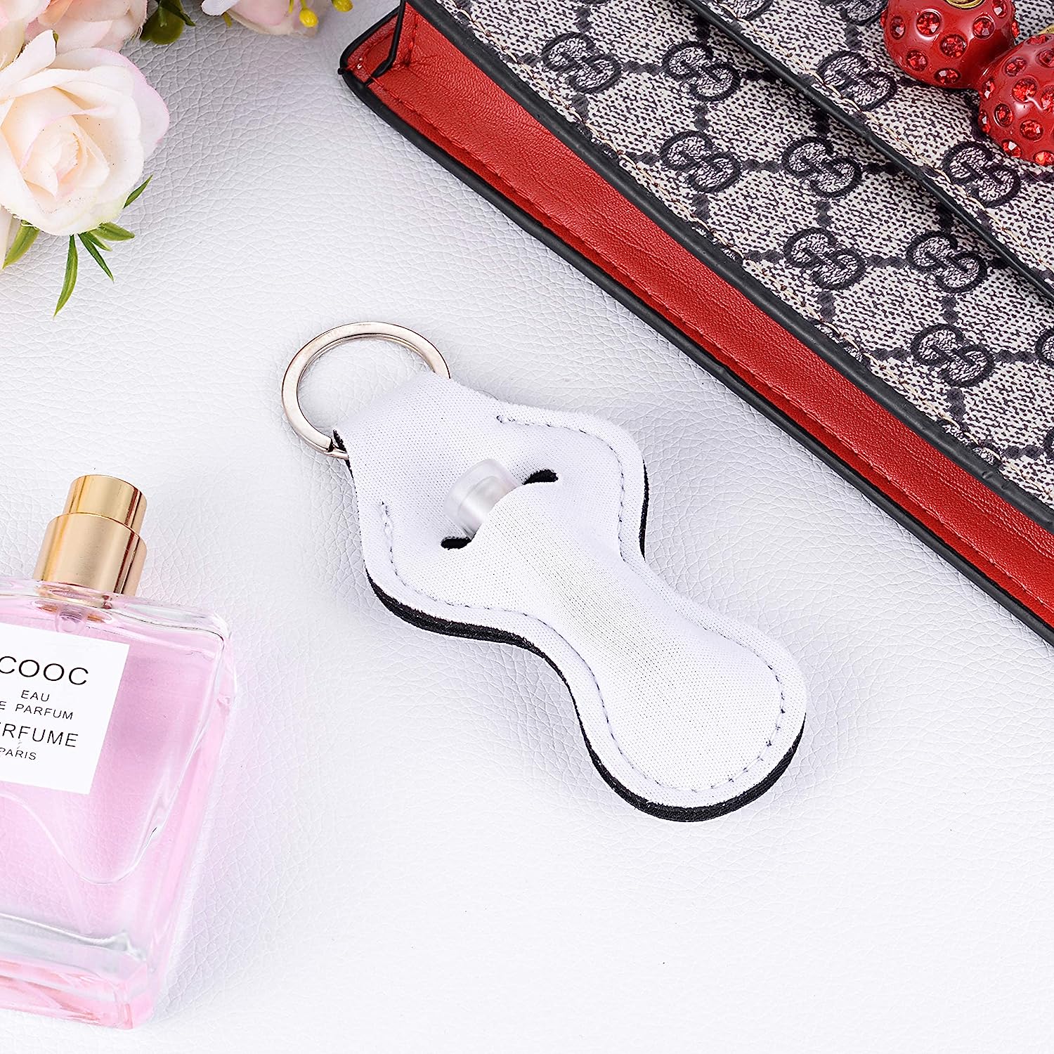 Lipstick Case Keychain Neoprene Lipstick Protective Cover Outdoor Portable Lipstick Pendant Keychain