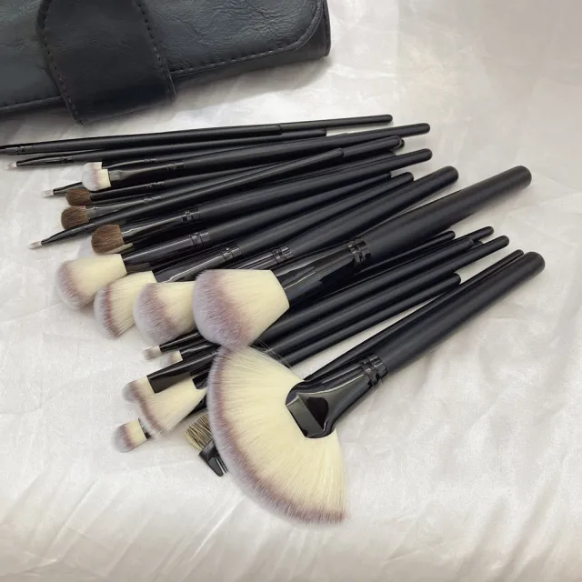 Full Set Of Super Soft Eye Shadow Brush High End Animal Hair Makeup Brush Set Black Storage Bag - Shop at LoveMi