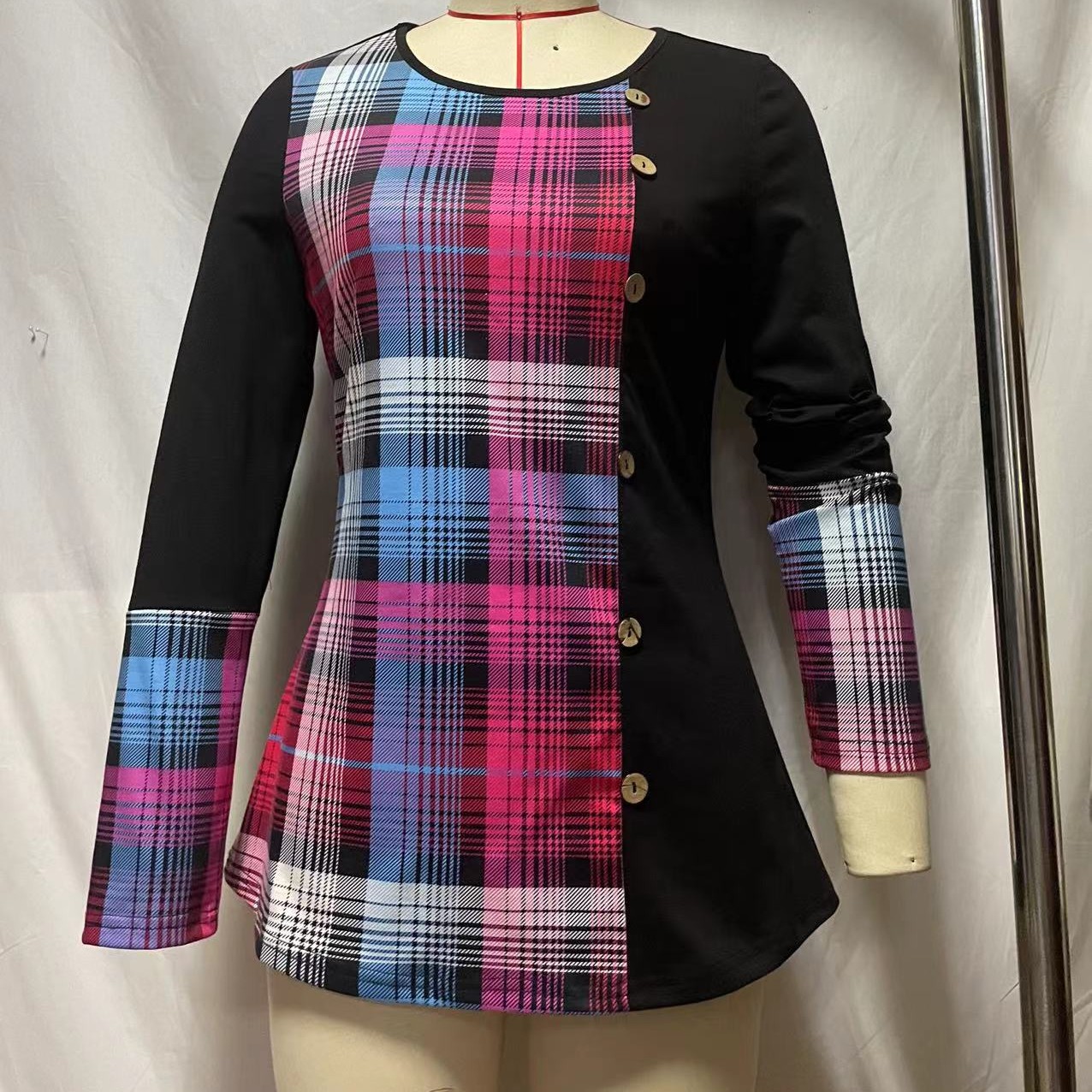 Multi-panel Vintage Knitted Long-sleeved T-shirt