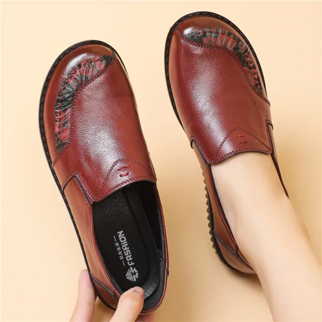 Leather Soft Sole Middle aged And Elderly Flat bottomed Casual Grandma Shoes Red - Shop at LoveMi