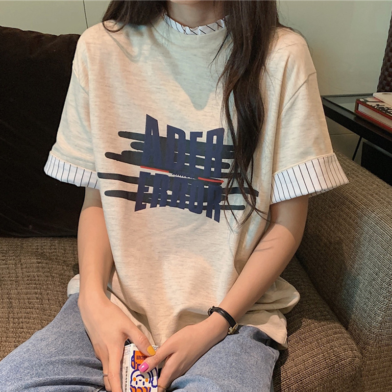 Design Sense Niche Short-Sleeved T-Shirt Women Loose Harajuku Style Early Spring Break Two Very Fairy Tops