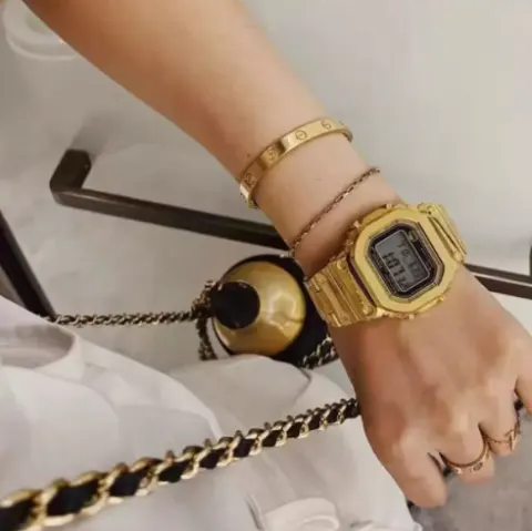 Vintage Small Gold Watch Fashion Trend for Men