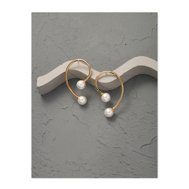 Niche High-end Earrings Ins Cold Fashion Silver Needle Stud Earrings