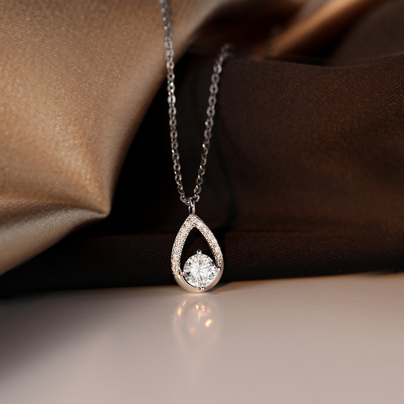 Refined And Simple Sterling Silver Drop Pendant Necklace For Women