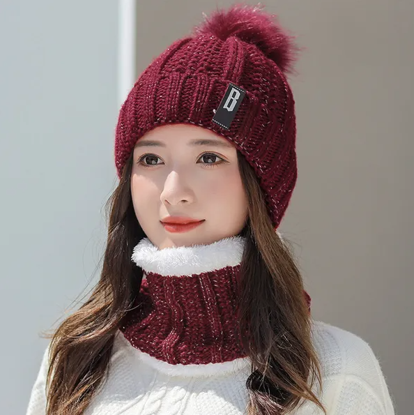 Women’s Winter Beanie Hat & Scarf Set