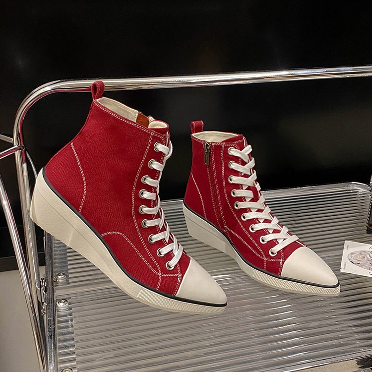 Pointed Toe High Top Sneakers