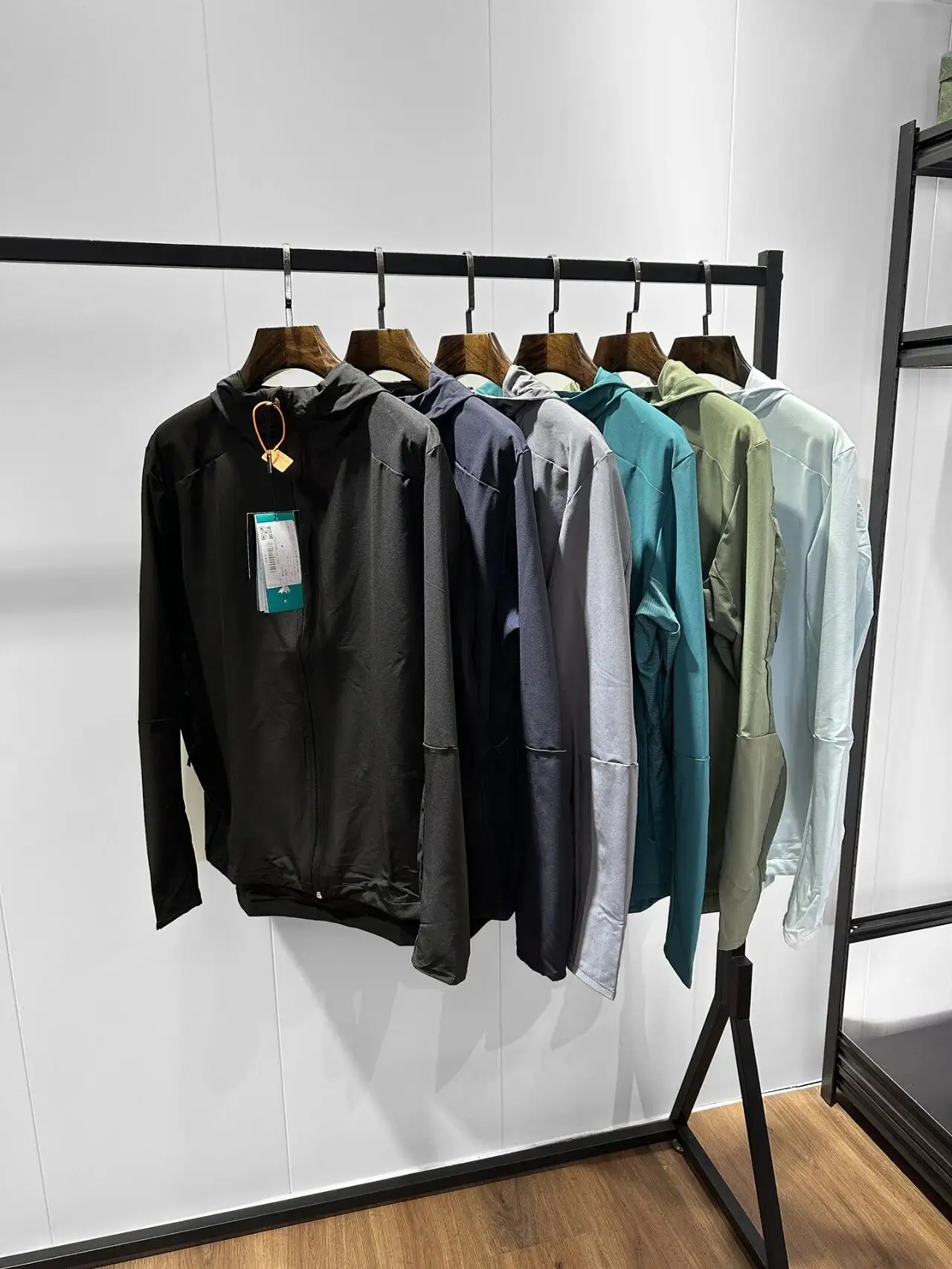 Quick Dry Sun Protection Softshell Hooded Jacket